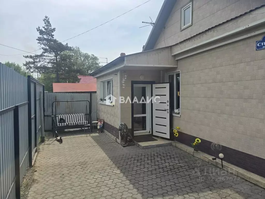 Дом в Приморский край, Уссурийск Степной пер., 4 (57 м) - Фото 0