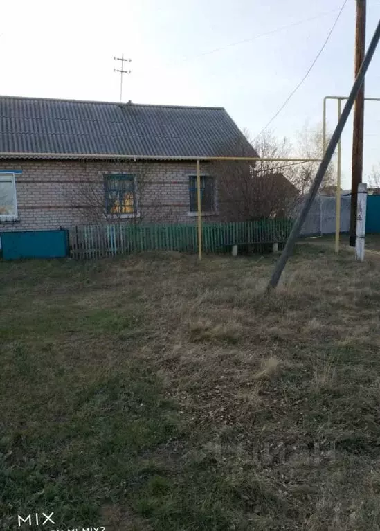 Дом в Челябинская область, Варненский район, пос. Новопокровка . - Фото 1