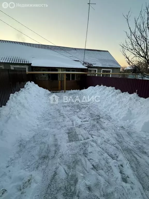 2-комнатная квартира: село Новая Усмань, Солнечная улица, 21 (57 м) - Фото 1