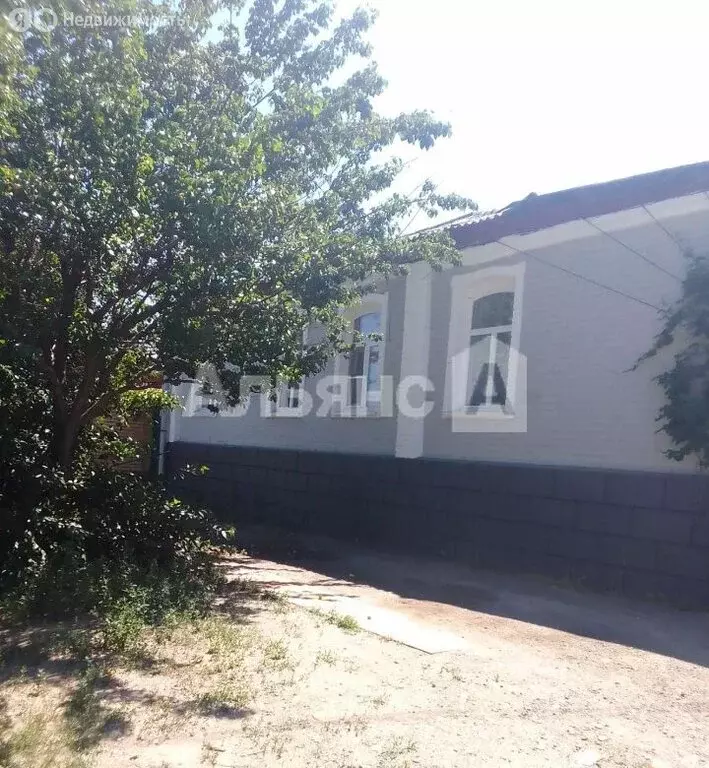 Дом в Каменск-Шахтинский, улица Ленина (68 м) - Фото 1