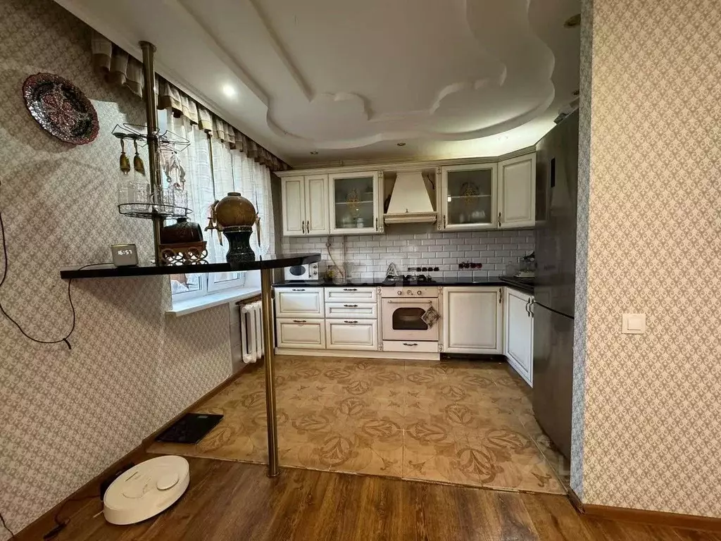 3-к кв. Татарстан, Альметьевск ул. Чернышевского, 43 (71.9 м) - Фото 1