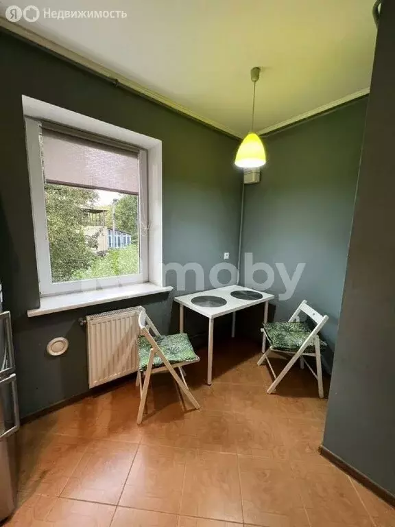 3-комнатная квартира: Калининград, улица Вали Котика, 19 (63.5 м) - Фото 1