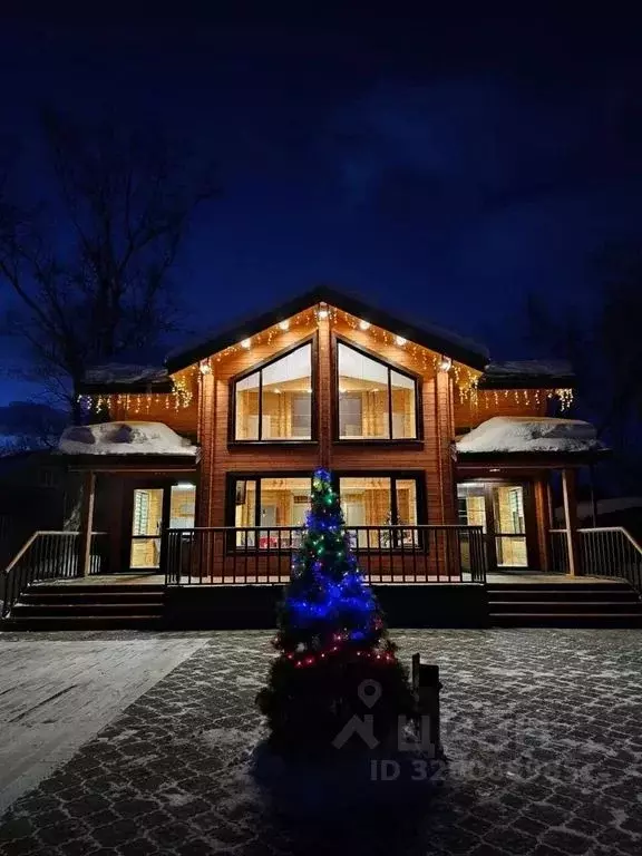 Дом в Камчатский край, Елизовский муниципальный округ, пос. Термальный ... - Фото 1