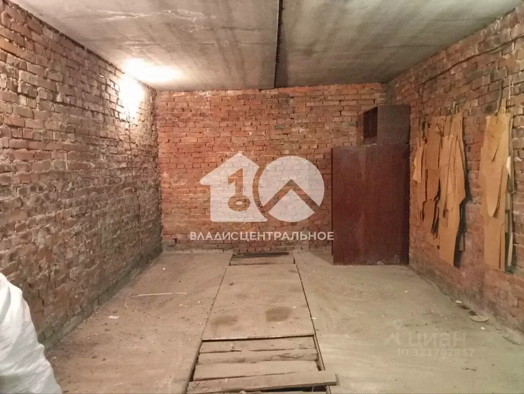 Гараж в Новосибирская область, Новосибирск Гусинобродское ш., 2к4 (42 ... - Фото 1