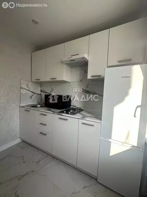 2-комнатная квартира: Волгоград, улица Петра Гончарова, 1 (44.4 м) - Фото 1