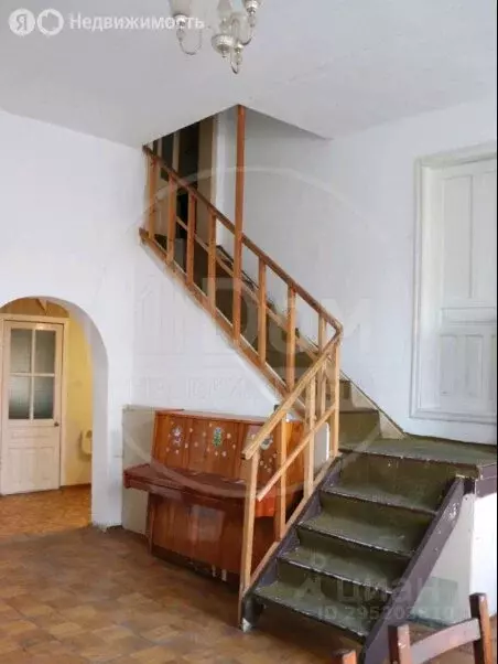 Дом в Батайск, улица Островского, 72 (248.9 м) - Фото 1