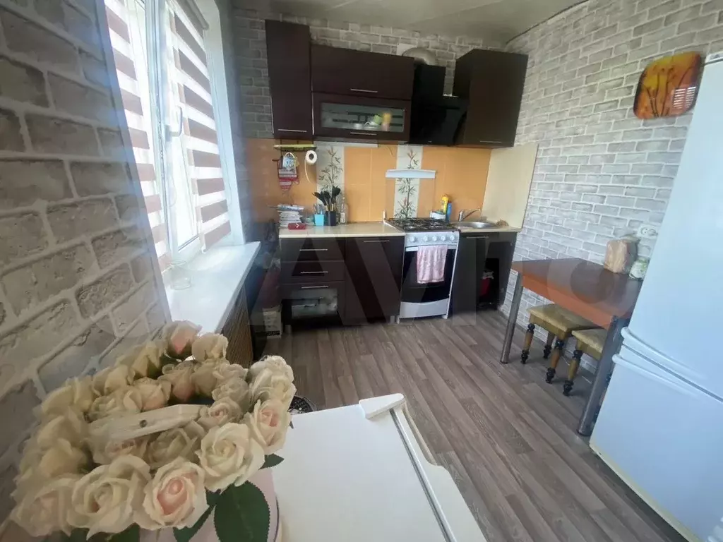 1-к. квартира, 30,7 м, 5/5 эт. - Фото 0