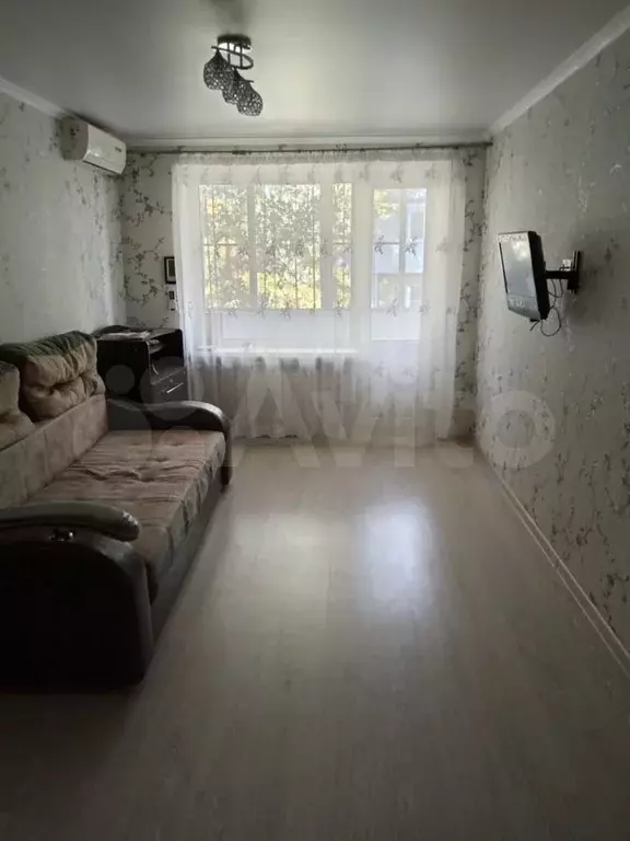 2-к. квартира, 42 м, 5/5 эт. - Фото 0