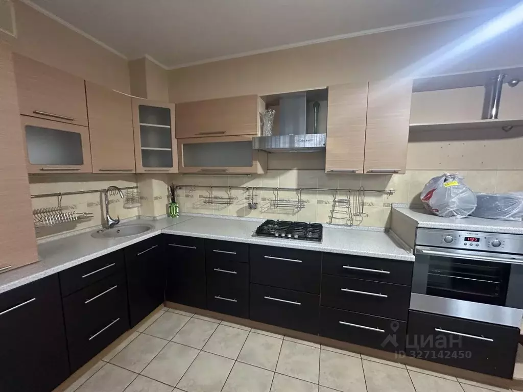 3-к кв. Тверская область, Тверь ул. Комарова, 6 (81.4 м) - Фото 1