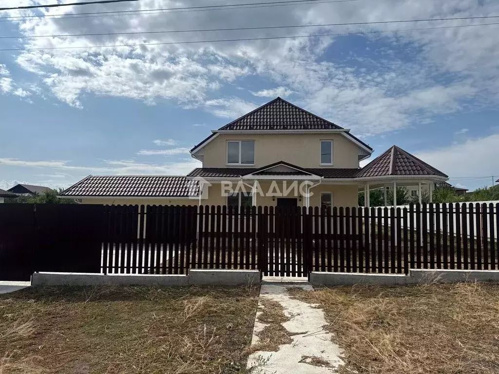 Дом в Белгородская область, Старый Оскол ул. Художественная, 49 (213 ... - Фото 0