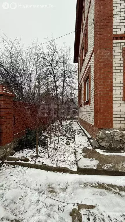 Дом в Бирск, улица Серафима Саровского (141.9 м) - Фото 2