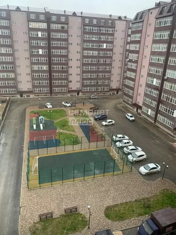 2-к кв. Дагестан, Каспийск ул. Амет-хан Султана, 26 (76.0 м) - Фото 0