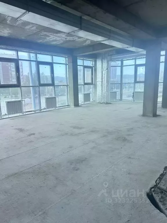 Помещение свободного назначения в Бурятия, Улан-Удэ просп. Строителей, ... - Фото 1