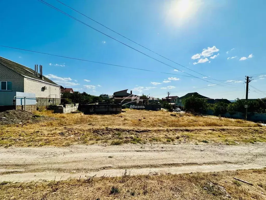 Участок в Крым, Бахчисарай ул. Имени Вели Муртазаева (6.0 сот.) - Фото 1