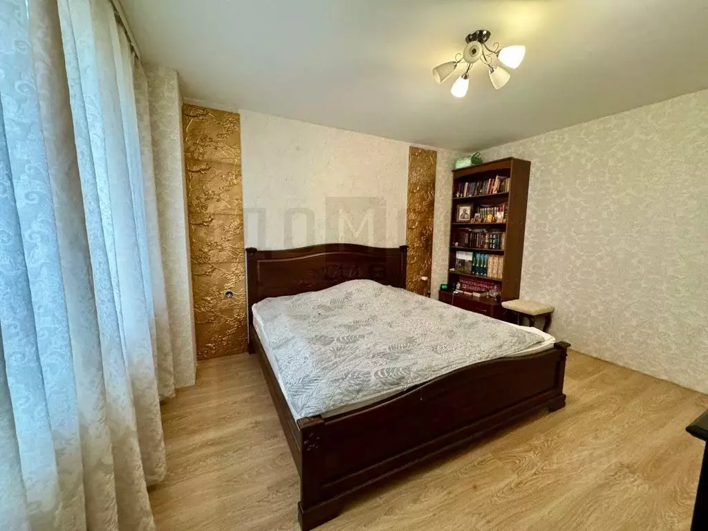 3-к кв. Свердловская область, Екатеринбург ул. Репина, 68 (92.0 м) - Фото 2