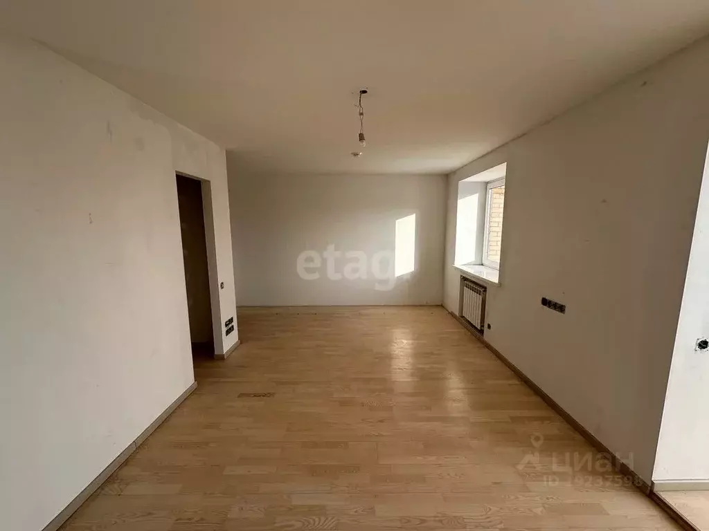 3-к кв. Карелия, Петрозаводск ул. чкалова, 45 (79.8 м) - Фото 1