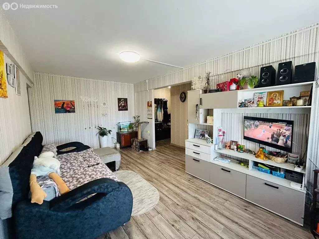 3-комнатная квартира: Усолье-Сибирское, улица Розы Люксембург, 4 (60 ... - Фото 1