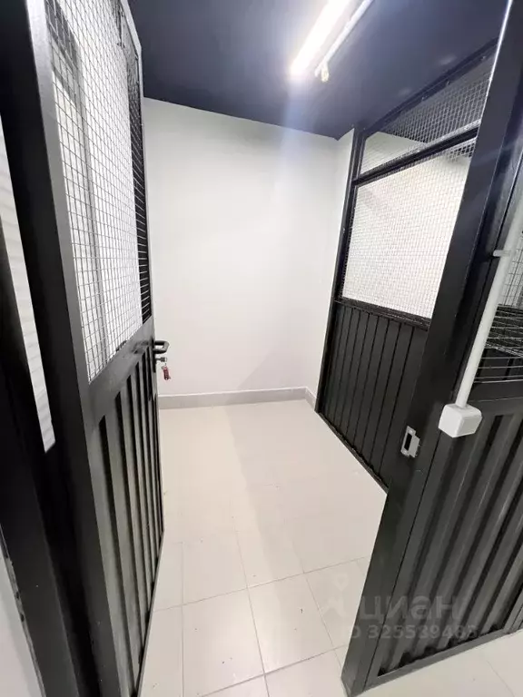 Гараж в Москва ул. Василия Ланового, 5 (4 м) - Фото 2