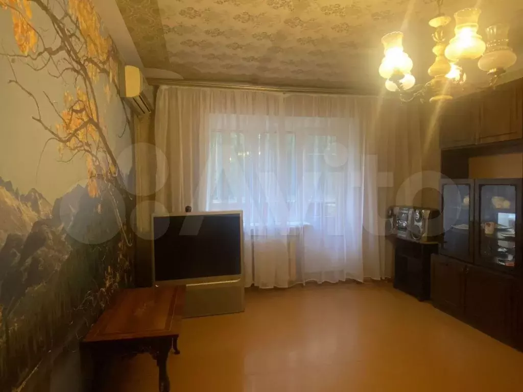 2-к. квартира, 50 м, 2/6 эт. - Фото 0