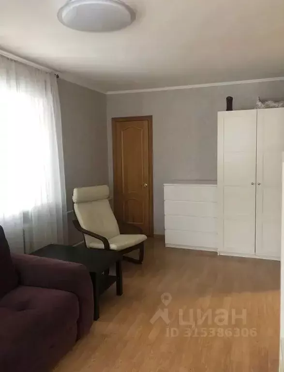 1-к кв. Московская область, Клин ул. Гагарина, 33/21 (33.0 м) - Фото 1