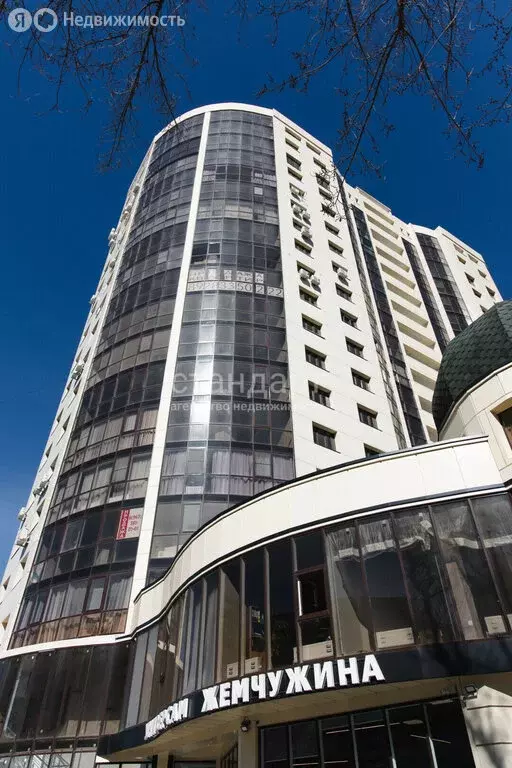 1-комнатная квартира: Пятигорск, улица Пальмиро Тольятти, 21 (64 м) - Фото 1