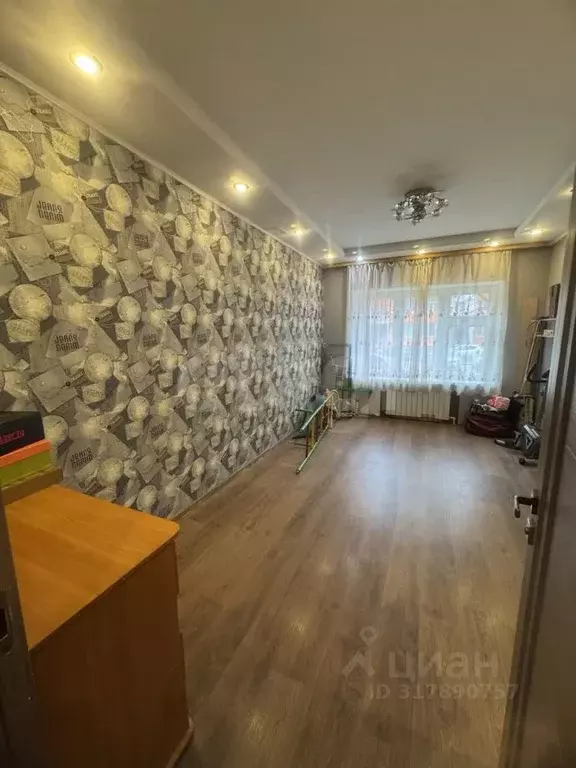 3-к кв. Ханты-Мансийский АО, Нягань 2-й мкр, 17 (64.2 м) - Фото 1