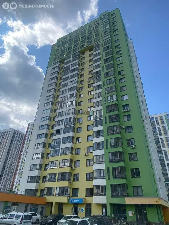 3-комнатная квартира: Уфа, Яркий бульвар, 5 (78 м) - Фото 1