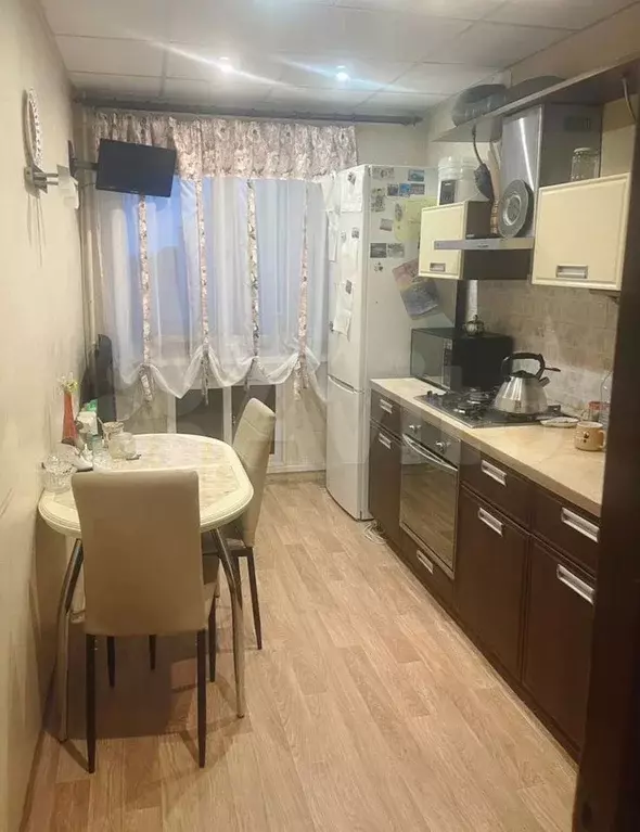 3-к. квартира, 77 м, 9/9 эт. - Фото 0