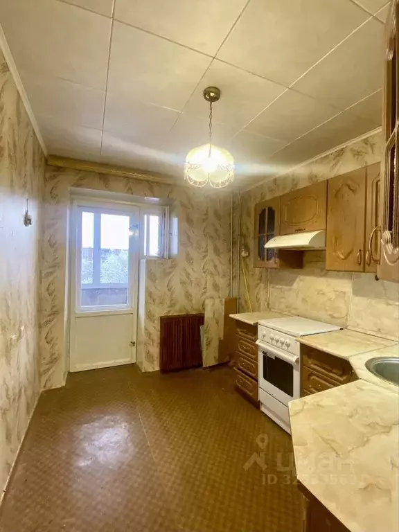 3-к кв. Кировская область, Кирово-Чепецк ул. Комиссара Утробина, 7 ... - Фото 2