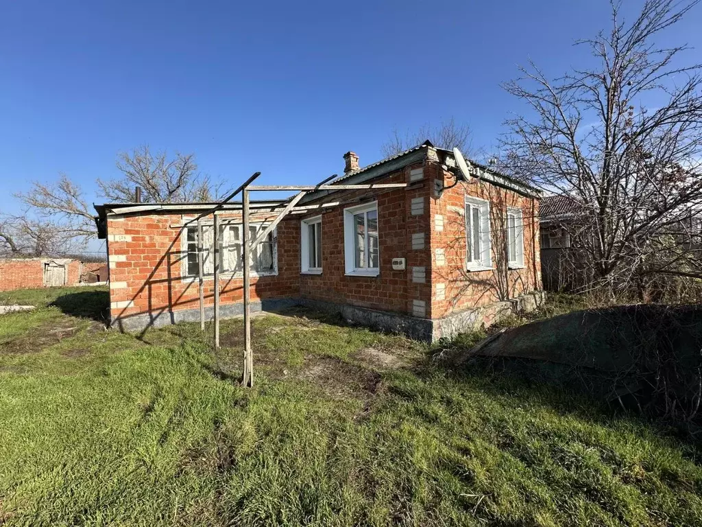 Дом в Краснодарский край, Тихорецкий район, Фастовецкое с/пос, ... - Фото 2