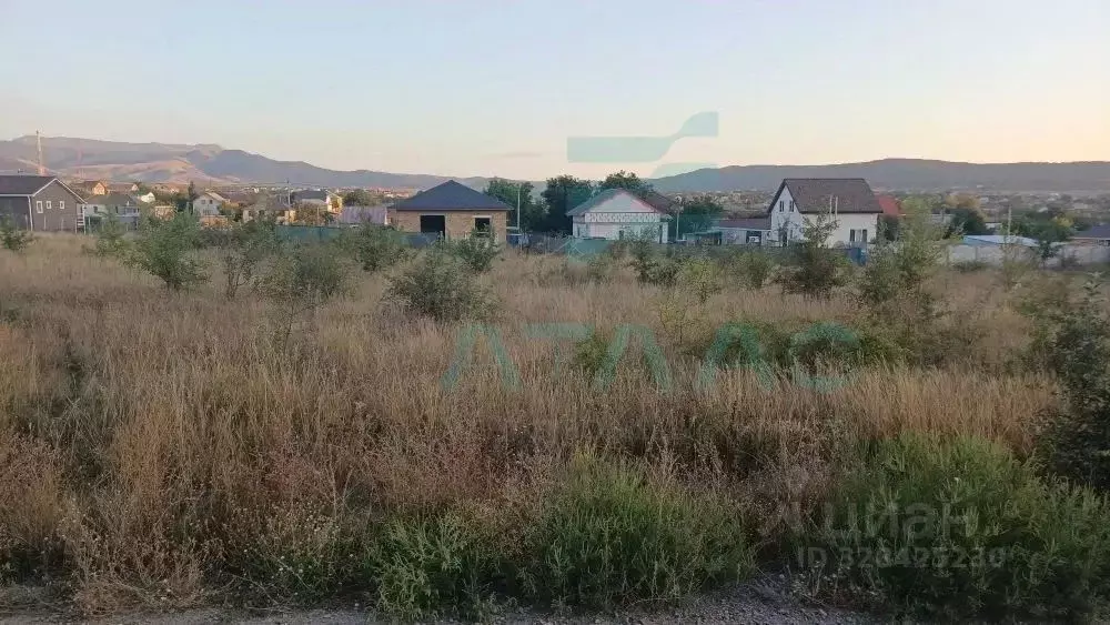 Участок в Крым, Симферопольский район, с. Доброе ул. Возрождения, 35А ... - Фото 2