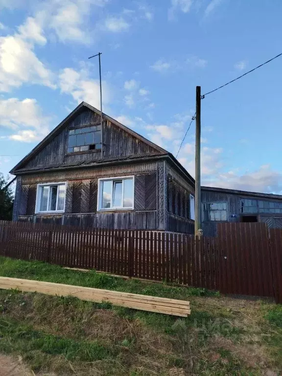 Дом в Кировская область, Уни пгт ул. Лесная, 9 (70 м) - Фото 0