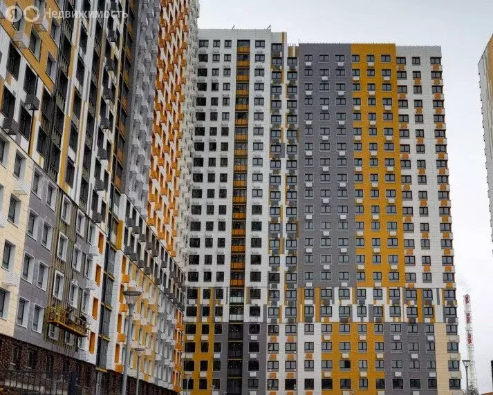 1-комнатная квартира: Красногорск, Александровская улица, 4 (37 м) - Фото 1