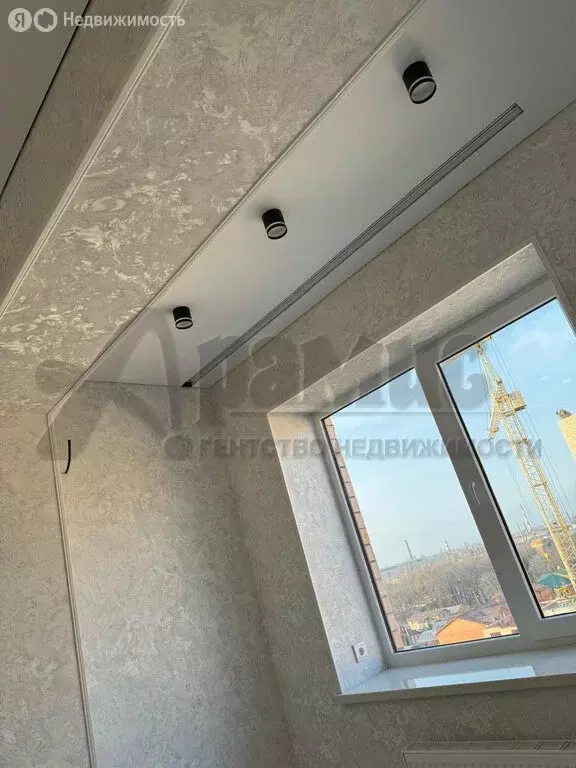 3-комнатная квартира: Владикавказ, улица Зураба Магкаева, 83 (97 м) - Фото 1