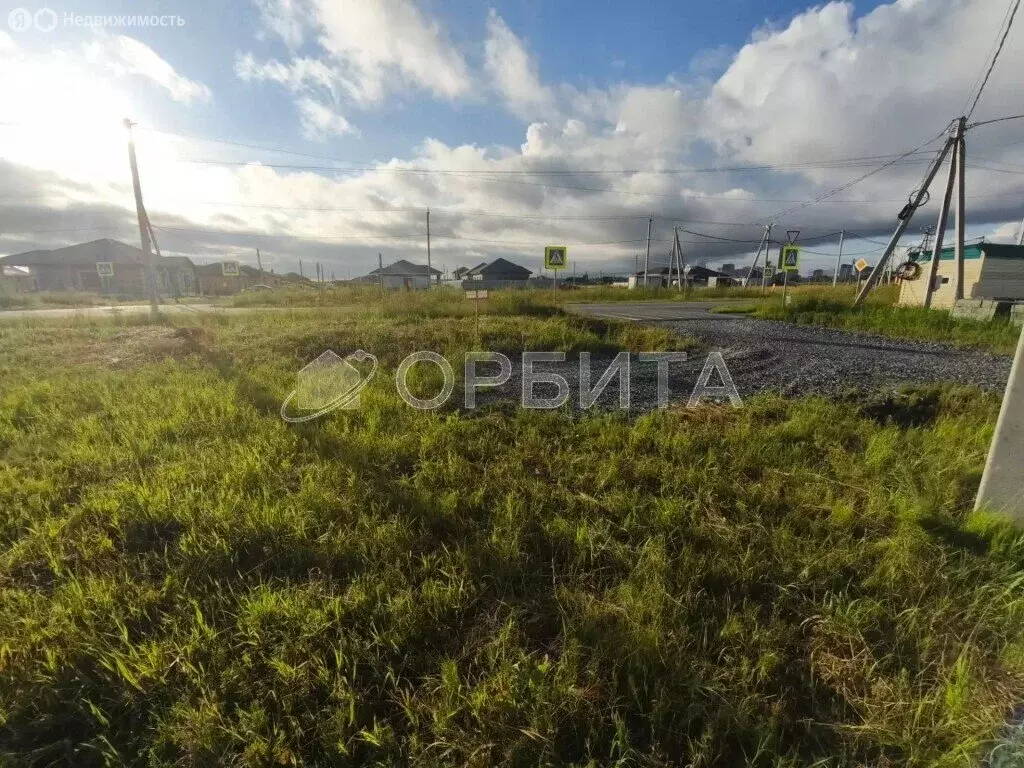 Участок в деревня Падерина, Набережная улица (8 м) - Фото 1