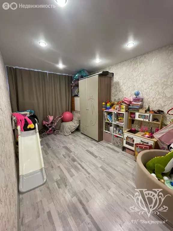 3-комнатная квартира: Ухта, Чибьюская улица, 3 (60.4 м) - Фото 1