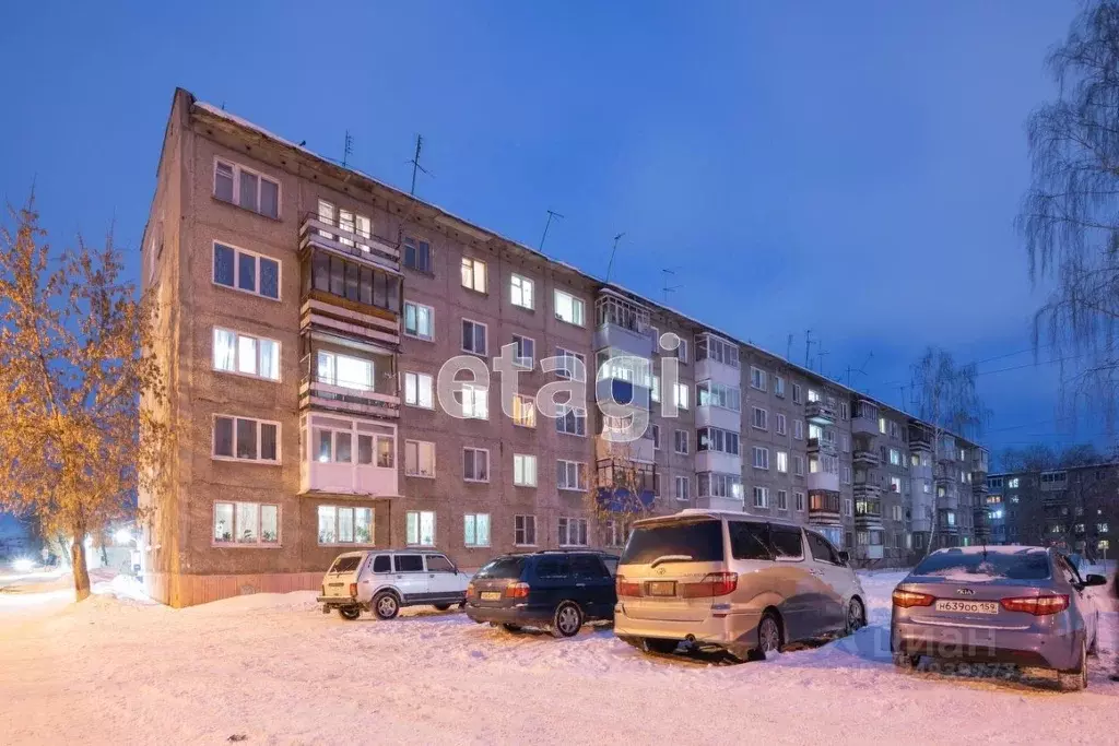 2-к кв. Пермский край, Пермь Полтавская ул., 8 (47.0 м) - Фото 0