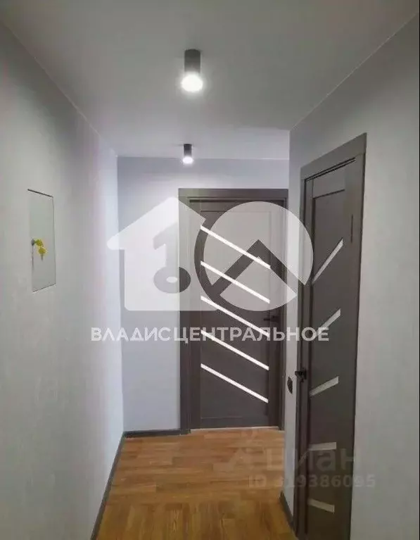 1-к кв. Новосибирская область, Новосибирск ул. Макаренко, 27/1 (32.0 ... - Фото 0