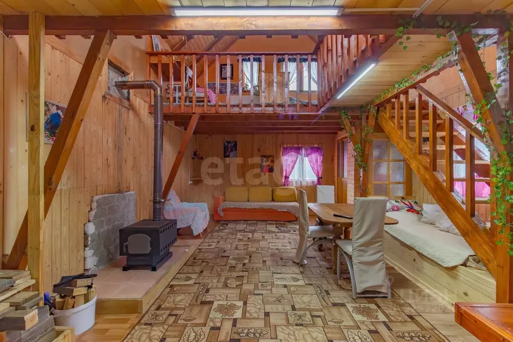 Дом в Сахалинская область, Холмский городской округ, с. Чистоводное  ... - Фото 1