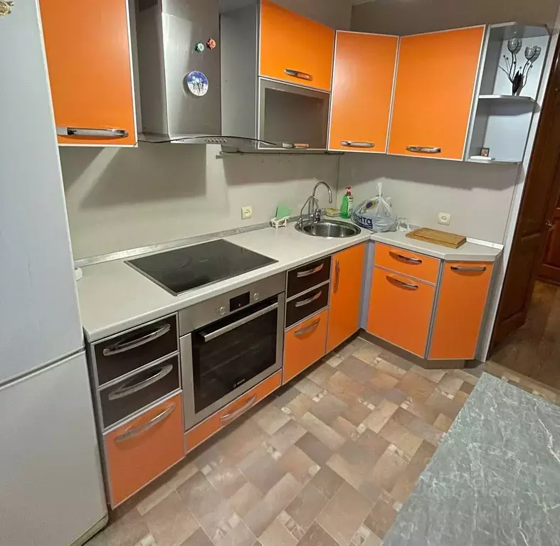 2-к кв. Кемеровская область, Кемерово Молодежный просп., 7 (43.0 м) - Фото 1