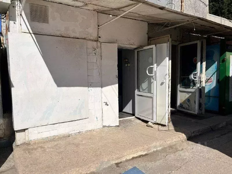 Торговая площадь в Севастополь просп. Октябрьской Революции, 61 (45 м) - Фото 1