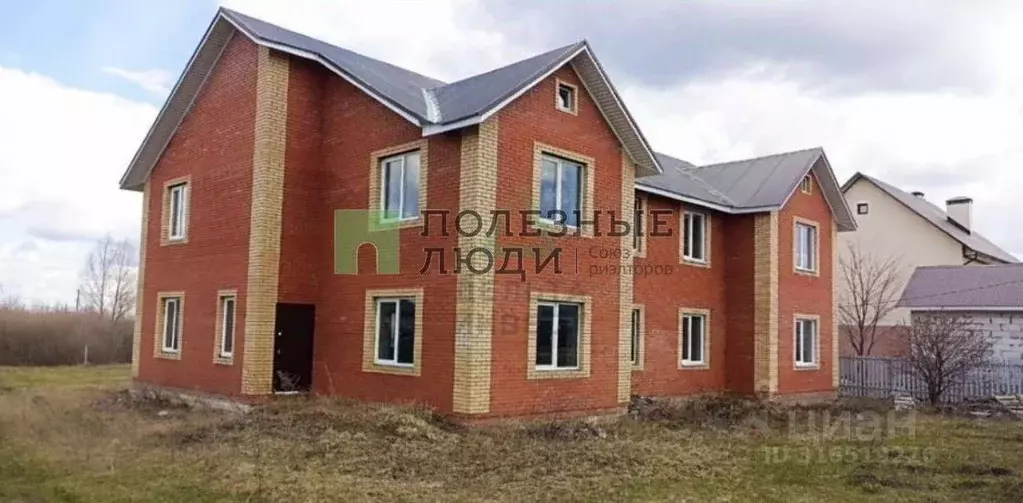 Дом в Башкортостан, Уфа пер. Задорный, 3А (184 м) - Фото 1