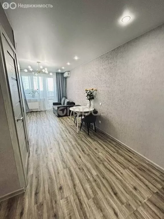 2-комнатная квартира: Тюмень, улица Константина Посьета, 11к1 (66 м) - Фото 0