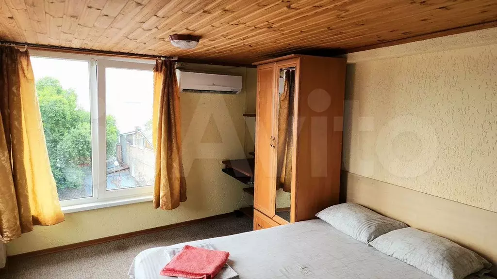 Комната 18 м в 5-к., 2/3 эт. - Фото 1