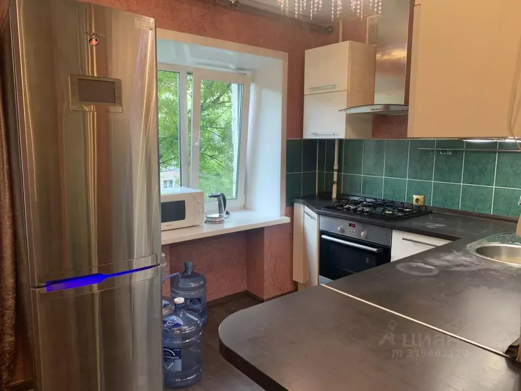 2-к кв. Свердловская область, Екатеринбург ул. Бажова, 130 (45.0 м) - Фото 1