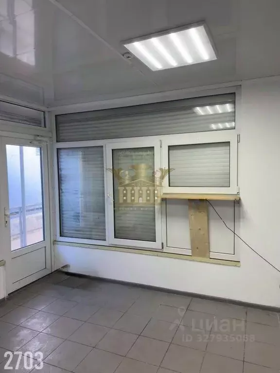 Торговая площадь в Крым, Симферополь ул. Маршала Жукова, 32 (15 м) - Фото 2