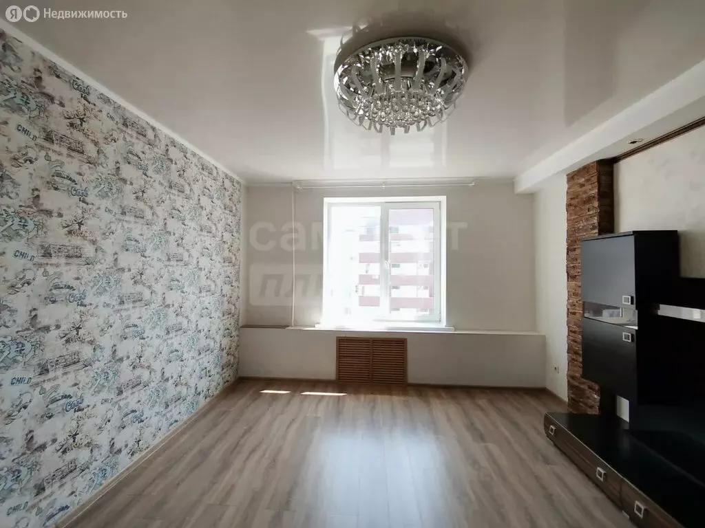 3-комнатная квартира: Оренбург, Салмышская улица, 67/3 (90 м) - Фото 1