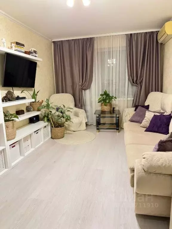 2-к кв. Пермский край, Пермь ул. Крисанова, 8 (43.2 м) - Фото 1