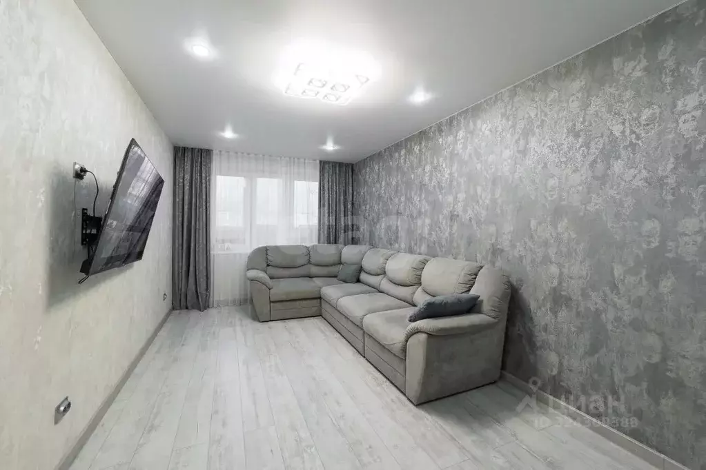 3-к кв. Ульяновская область, Ульяновск ул. Варейкиса, 50 (75.0 м) - Фото 2