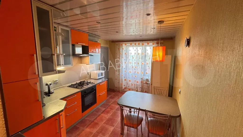 2-к. квартира, 60 м, 4/10 эт. - Фото 1